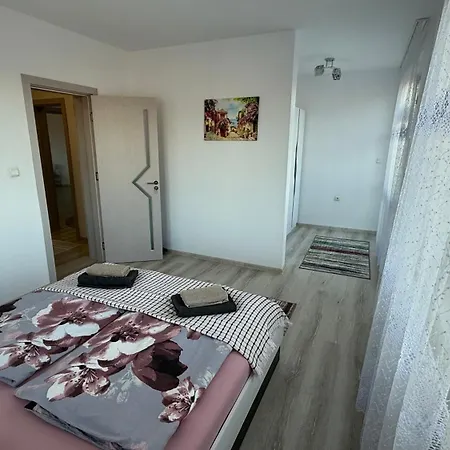 Huvepharma Arena Apartamento