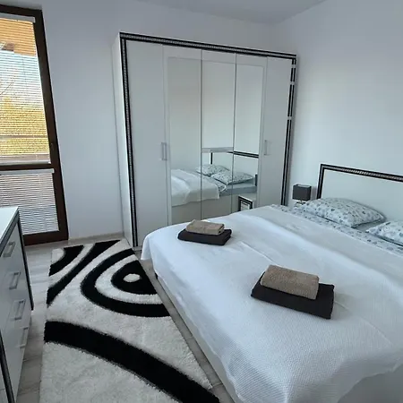 Apartament Huvepharma Arena *