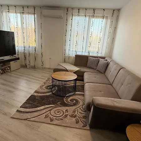 Apartamento Huvepharma Arena *